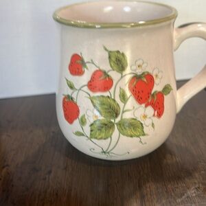 Strawberry stoneware mugs vintage